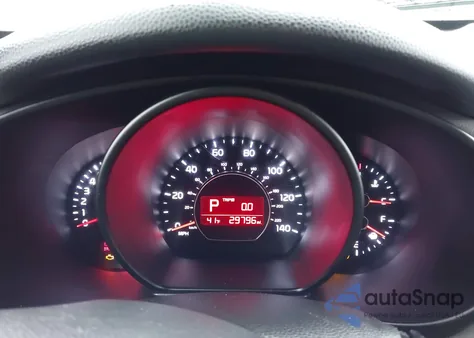 2018 Kia Soul z USA, uszkodzony, nr VIN KNDJN2A20J7896035